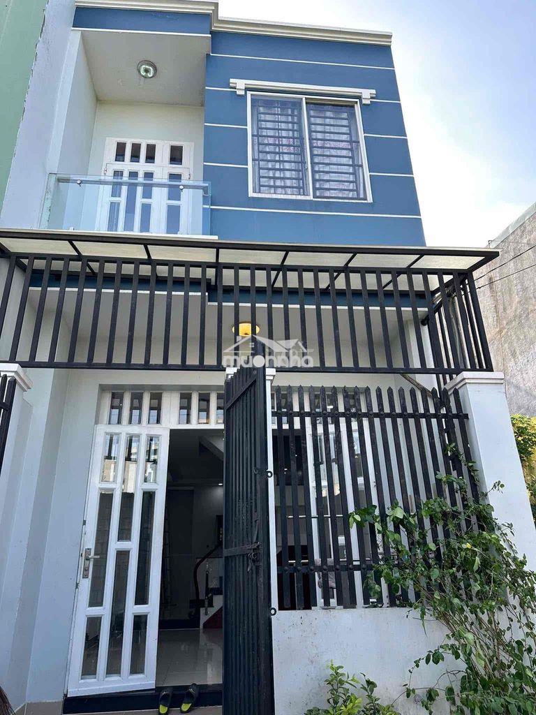 Cho thuê nhà sạch sẽ 2pn có sẵn 2 máy lạnh