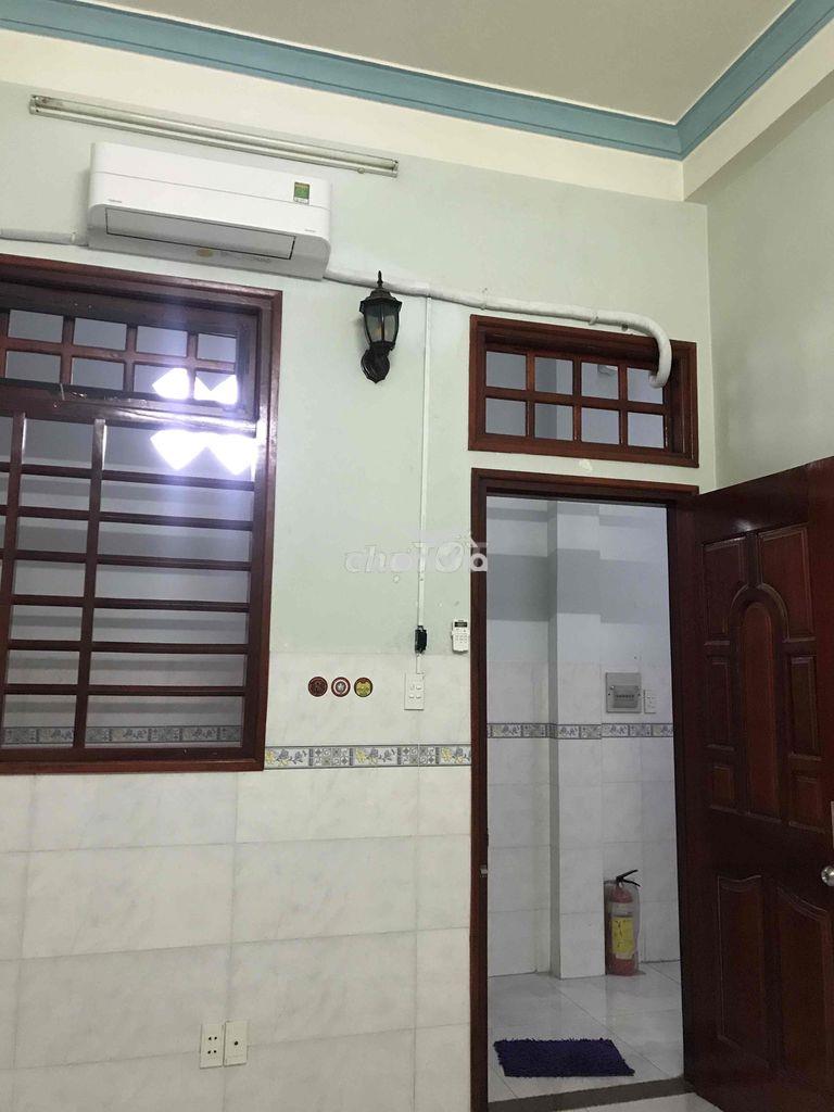 Phòng cho thuê có máy lạnh đông hưng thuận 17 - 2