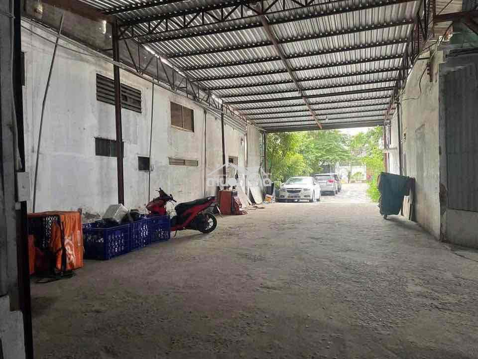 Cho thuê kho 2000m2 bùi văn ba cạnh mặt tiền - Ảnh 3