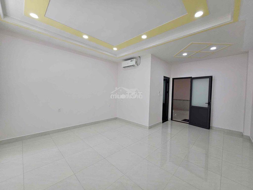 Cho thuê văn phòng tầng 1 chỉ 6tr tại kđt vạn phúc - 3