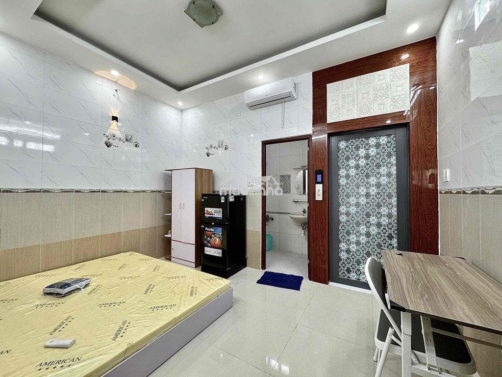 Cho thuê căn hộ studio thang máy full nội thất ngay cầu bông q1 - 2