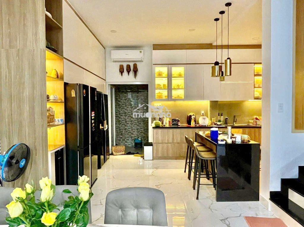 Cho thuê nhà mới sát siêu thị aeonmall dt 4.5*2m - Ảnh 2