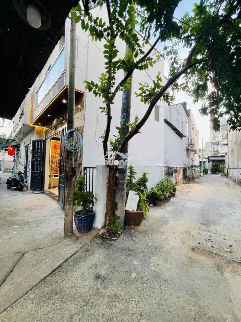 Nhà ccvb ngay đường trần văn mười ấp 3 xtt 8-4
