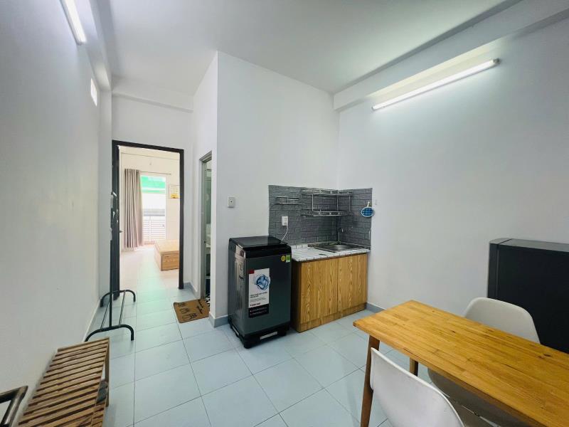 Cho thuê 1pn 1pk ban công rộng  40m2 , có máy giặt riêng , ngay phạm viết chánh, nguyễn văn lạc, huỳnh mẫn đạt, nguyễn ngọc phương - Ảnh 2