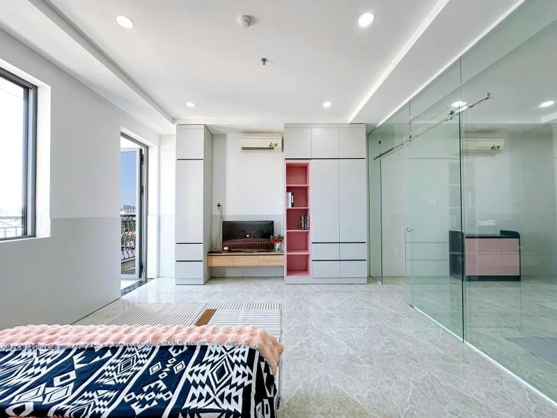 1pn 50m2 ban công rộng, thang máy, view quận 1, an ninh, full nội thất
