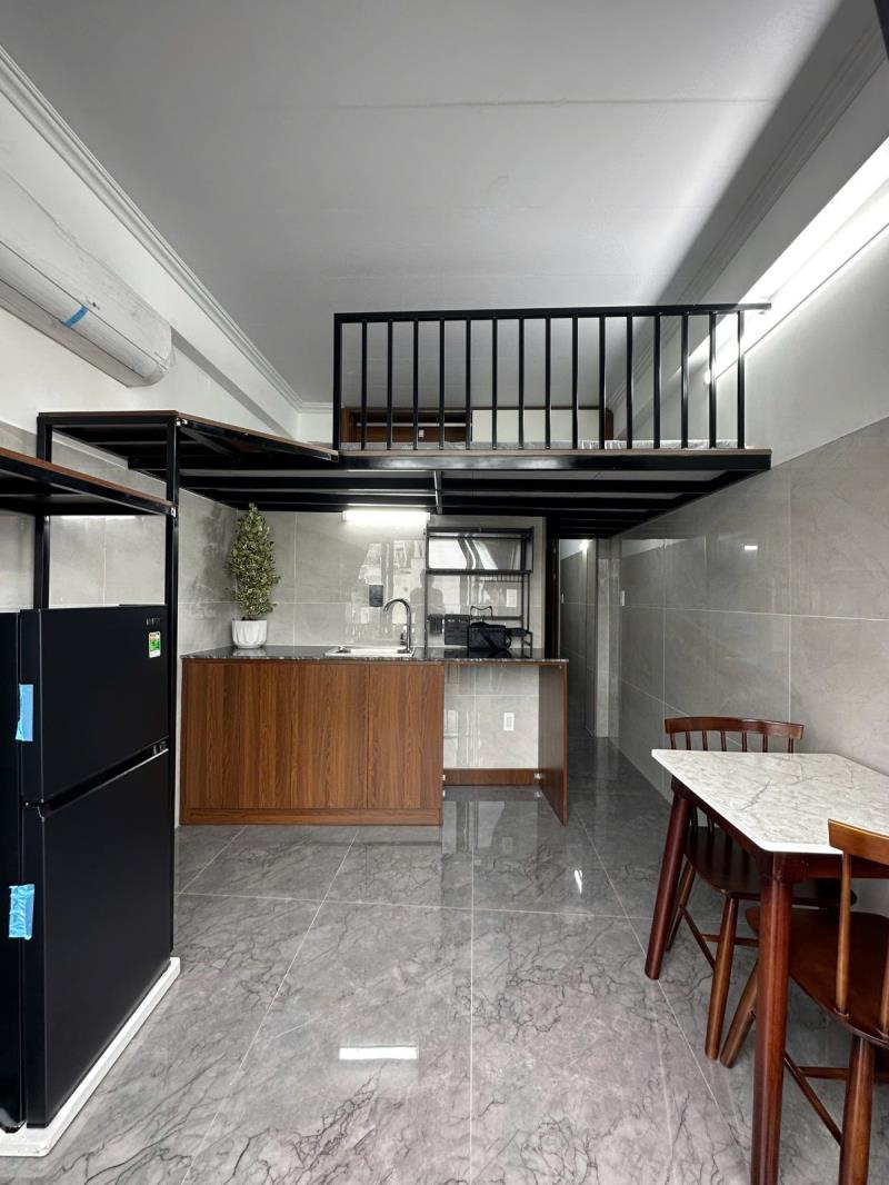 Cho thuê căn hộ duplex balcon ngay huỳnh đinh hai