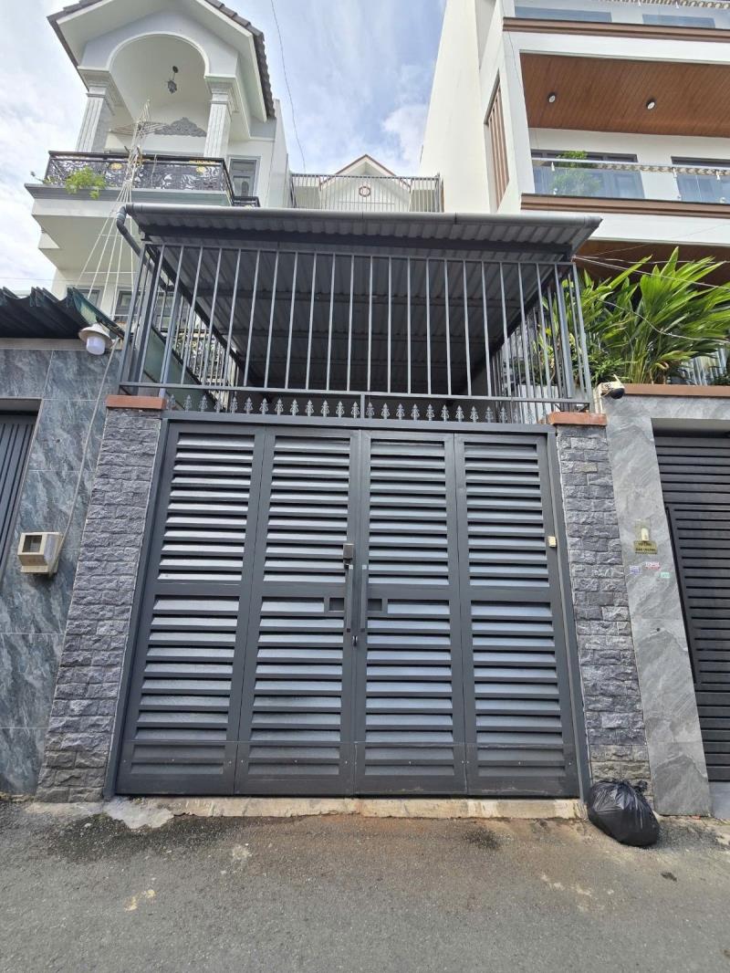Bán nhà 4 tầng 4 x 17 hẻm xe tải lê đức thọ, gần nhá thờ nữ vương hòa bình