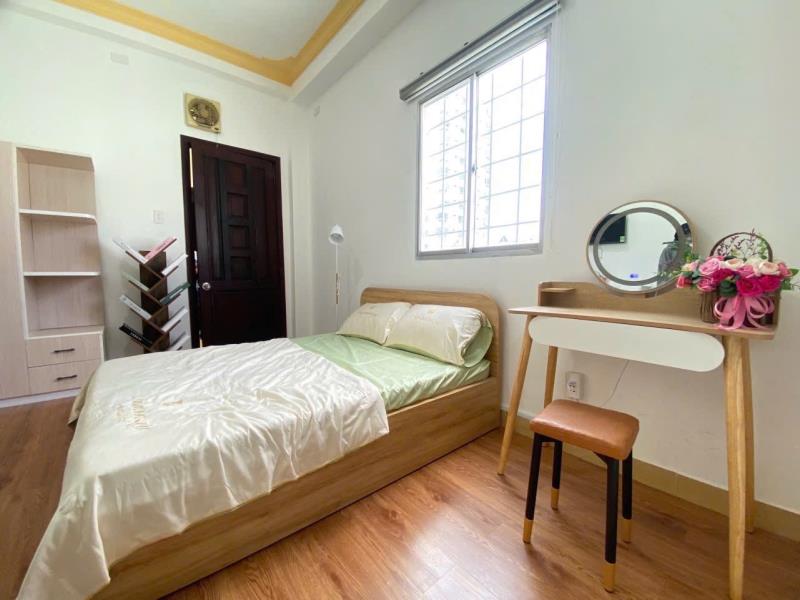 🏡 Cho thuê căn hộ ngay trịnh đình trọng – tân phú  📍 vị trí thuận tiện, khu dân cư an ninh, dễ dàng di chuyển đến các quận trung tâm.  ✨ thông tin căn hộ:  * 🛏️ không gian rộng rãi, thoải mái * 🛋️