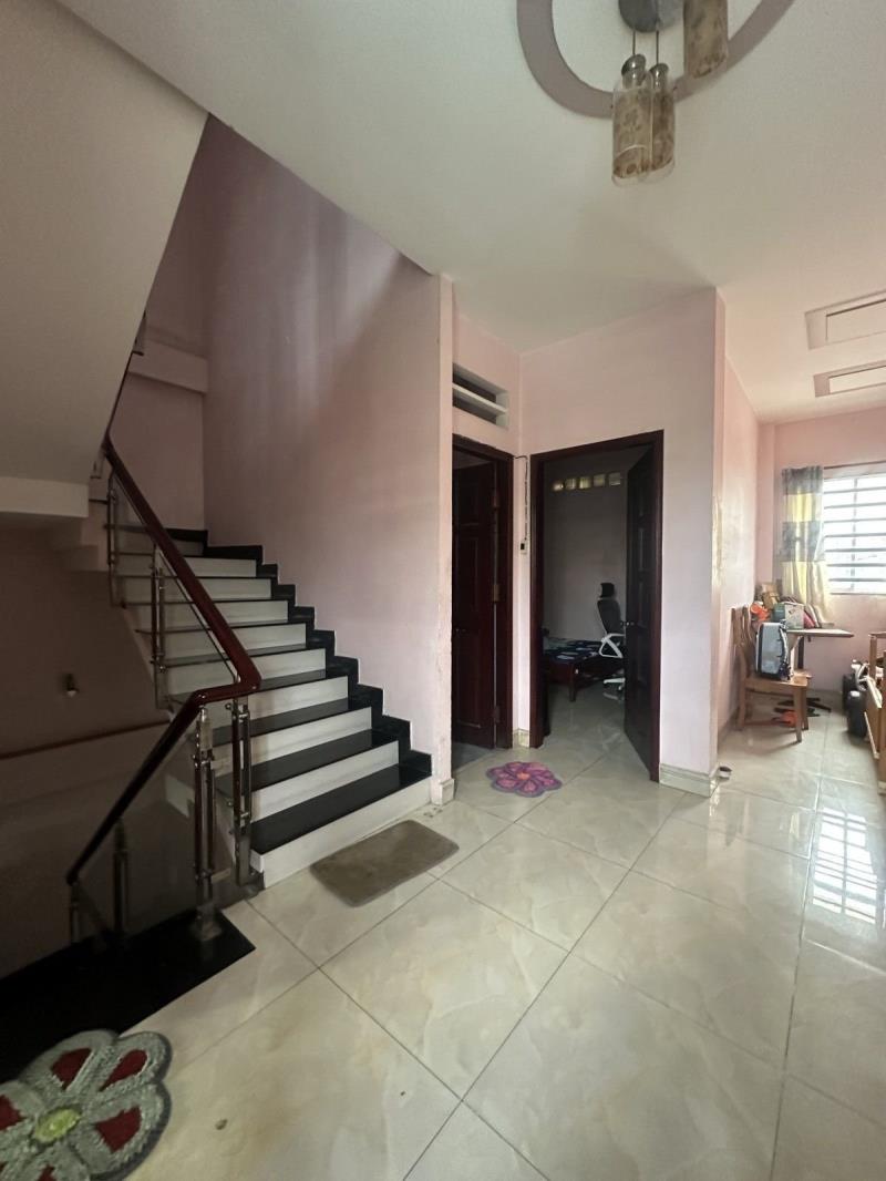 Bán nhà 78m2 3 tầng 5 phòng ngủ, hẻm 1/ sát mặt tiền kha vạn cân hiệp bình chánh - Ảnh 3