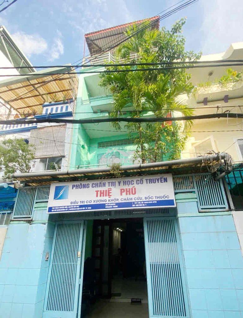 Nhà nguyên căn rộng. hình và video thật 100%. hẻm xe hơi