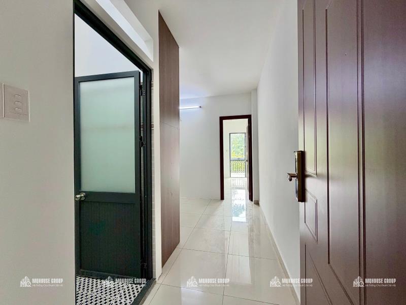 1 phòng ngủ ban công - nhà mới, full nội thất - ngay khu sân bay - Ảnh 3
