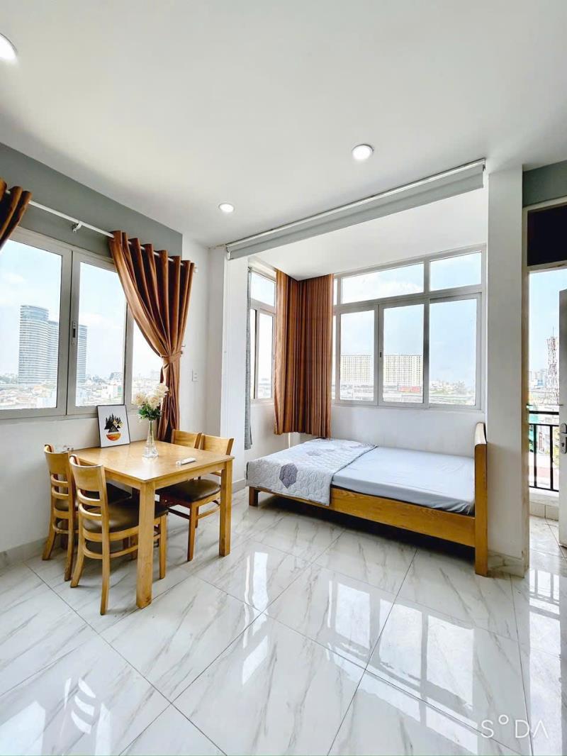 Cho thuê căn hộ có ban công và cửa sổ kính lớn thoáng mát full nội thất đường nguyễn hữu cảnh quận bình thạnh, sát quận 1 - Ảnh 3