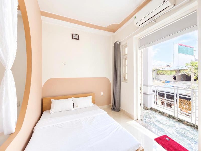 Cho thuê stuido có bancol full nội thất giáp sân bay tân sơn nhất,