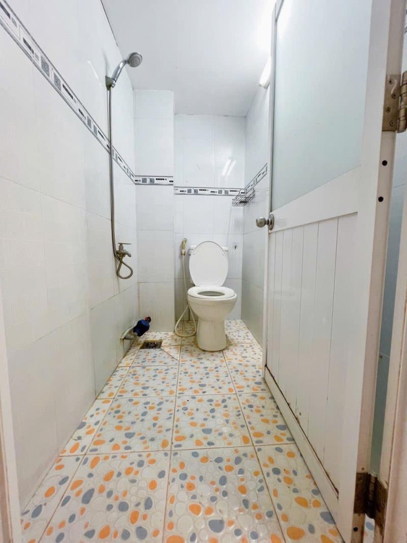Phòng cho thuê dạng studio - full nội thất - cửa sổ trời | ngay etown cộng hoà - học viện hàng không - sân bay tân sơn nhất - Ảnh 4