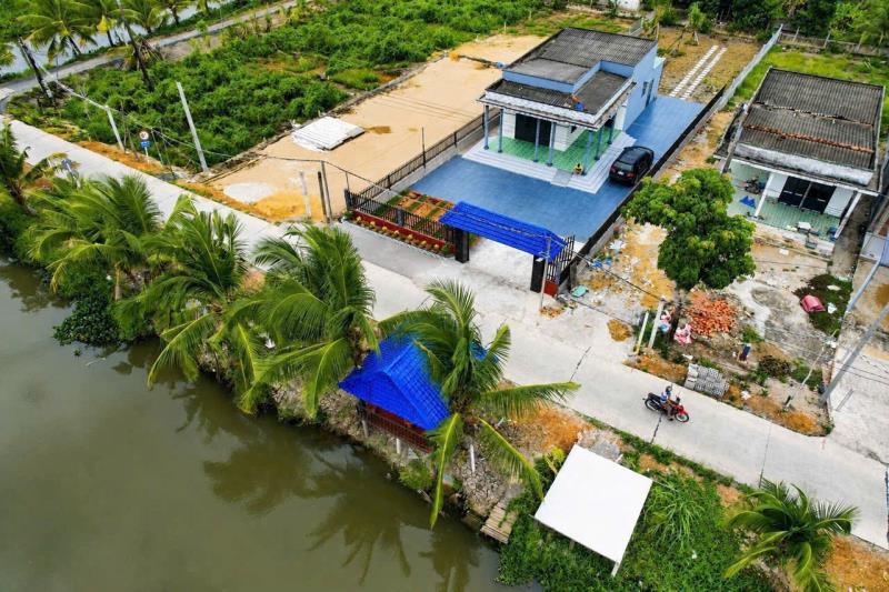 Bán nhà vườn view kênh xã bình đức tdt 764m2, 2pn, 1wc , chòi thủy tạ giá 2,8 tỷ