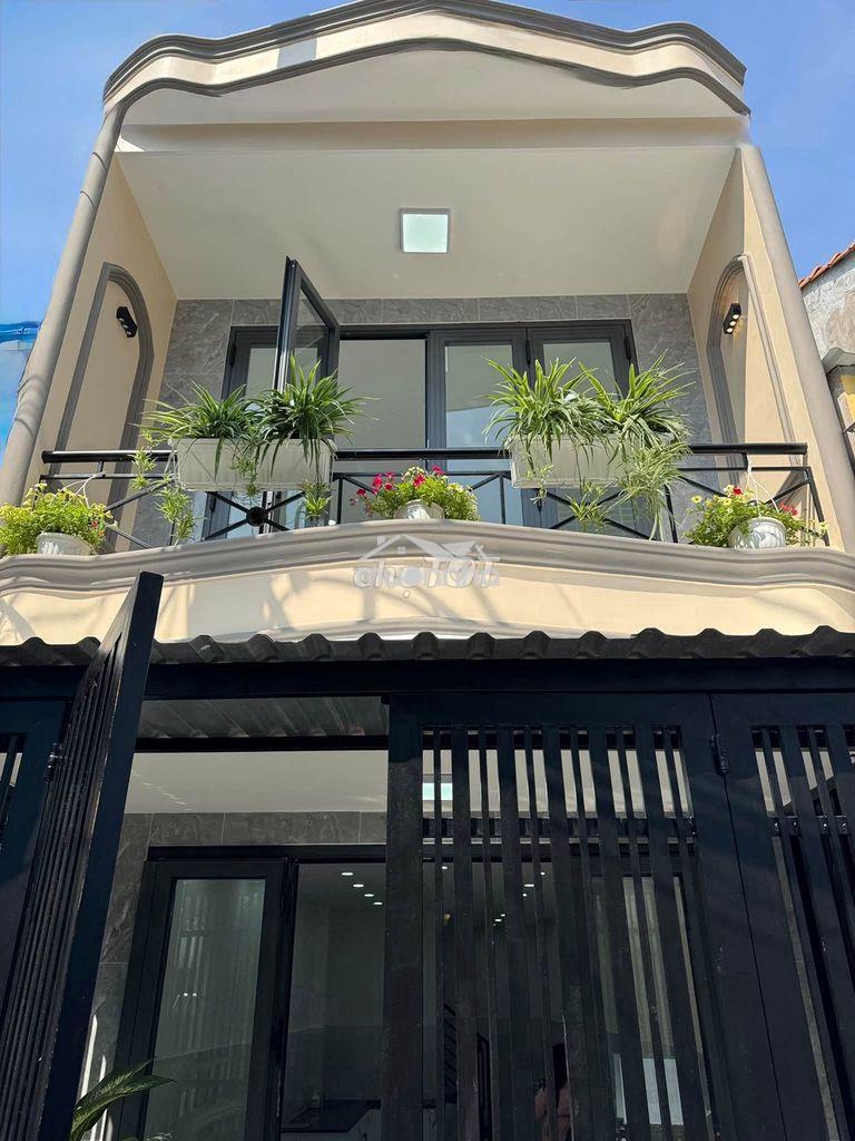 Bán nhà hẻm xe hơi quận 6, 2pn, 3.3x11m, shr, 4.xx tỷ