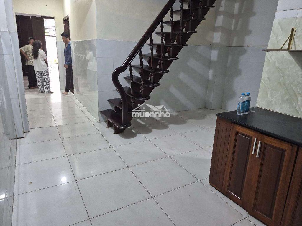 Nhà mặt tiền đường xe tải mua bán  - Ảnh 3