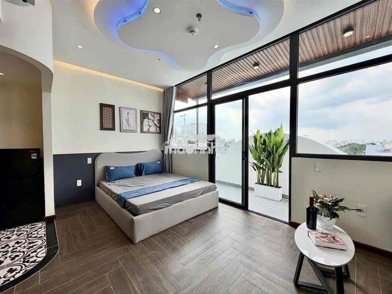 Căn hộ thoáng mát ban công ngay gần emart phan huy ích