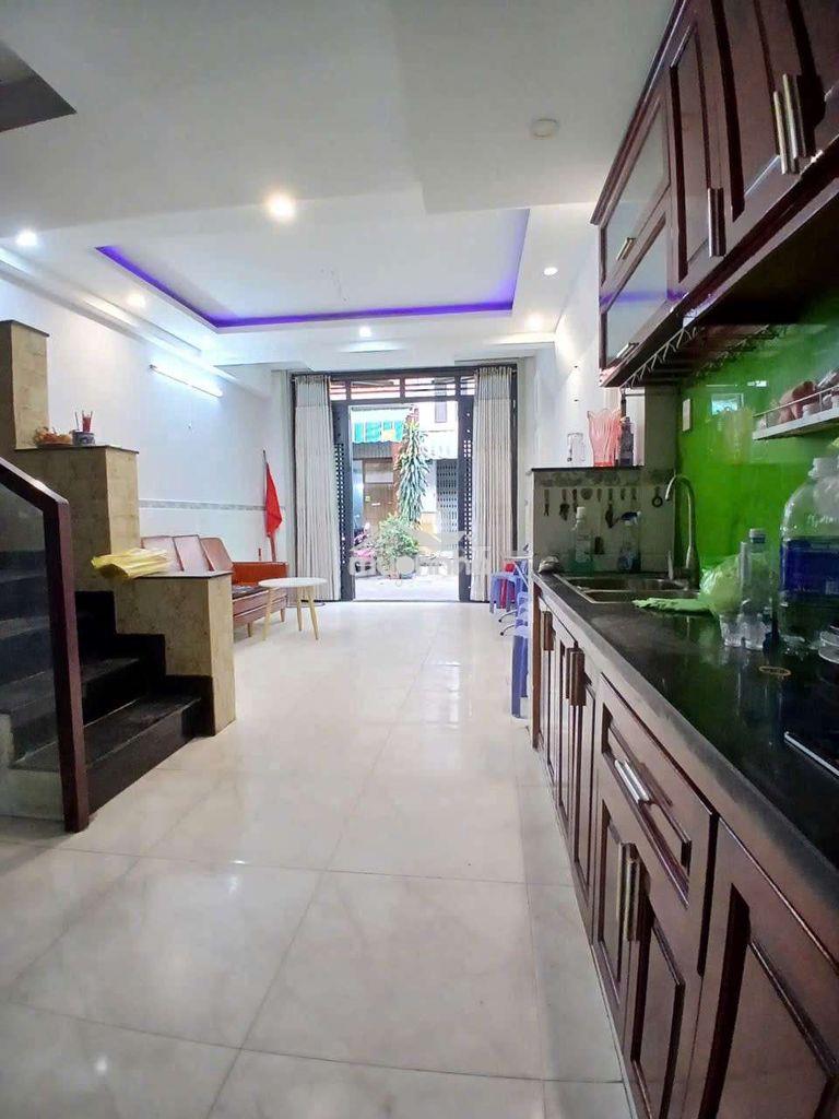 Nhà vị trí đẹp đường hàn hải nguyên 4tầng  - Ảnh 2