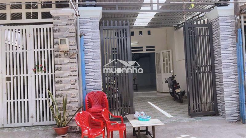 Bán nhà dt 4,4m x 18m tại đs8 phường linh xuân, hẻm xe hơi quay đầu 
