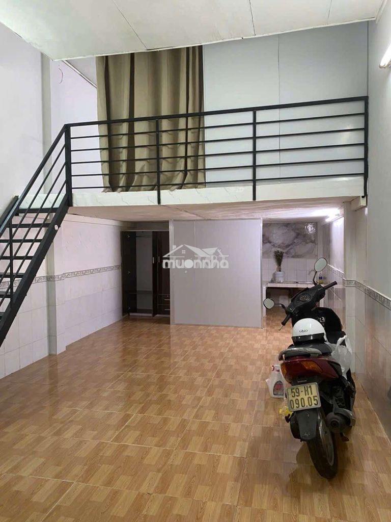 Cho thuê nhà 4 x 10m trệt lửng y hình gần trường học lê lai - Ảnh 2