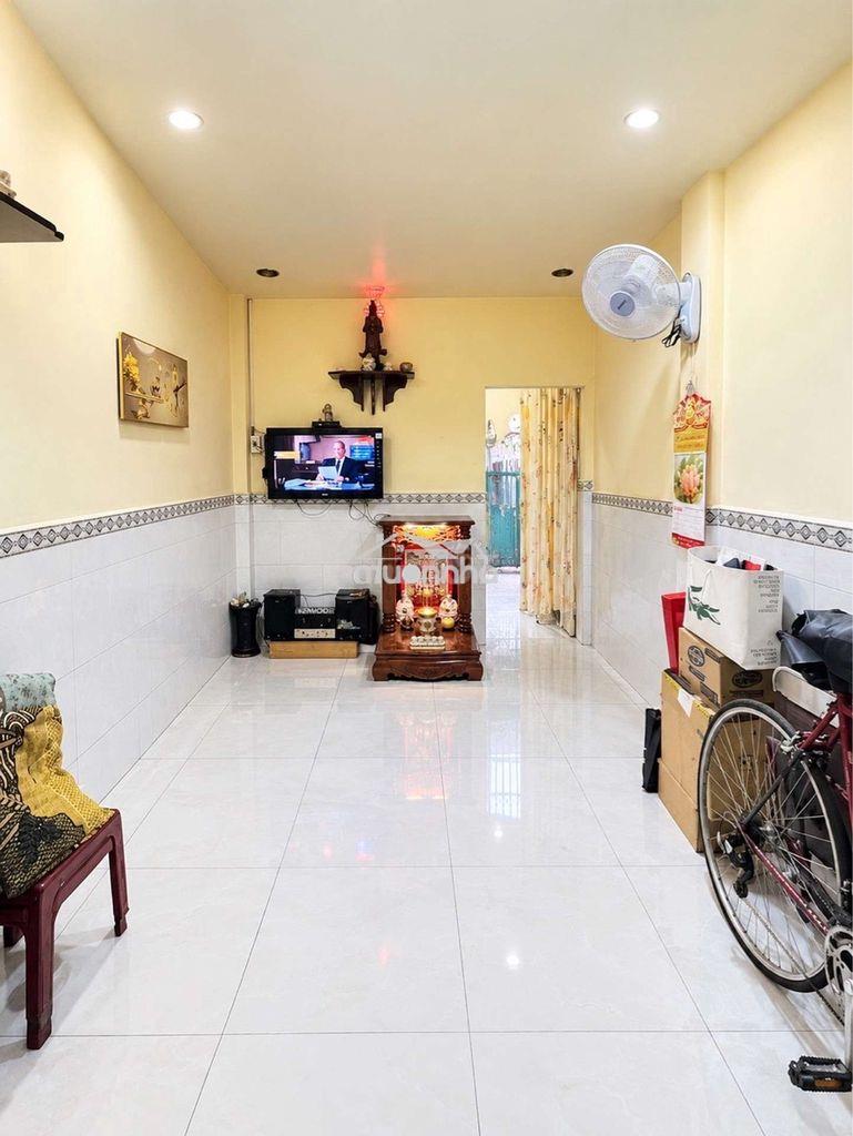 Nhỉnh 3t có nhà 22m2 phú nhuận, 2 tầng hc đủ, gần mt hồ văn huê