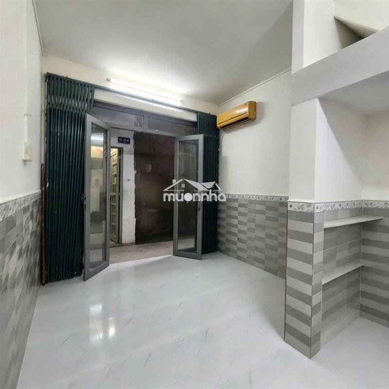 Nhà hẻm lạc long quân q11