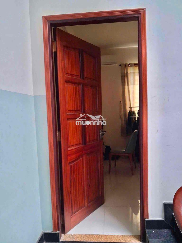 Cho thuê nhà 2 lầu 4pn 3wc hẻm xe hơi giá 13tr - Ảnh 3