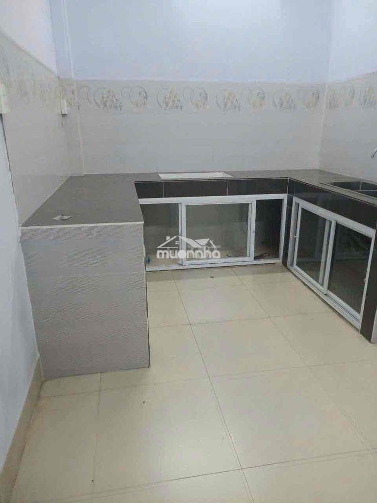 Cho thuê nhà rộng rãi sạch sẽ ấp 1 vlb có 2p ngủ nước sạch giá rẻ - Ảnh 2