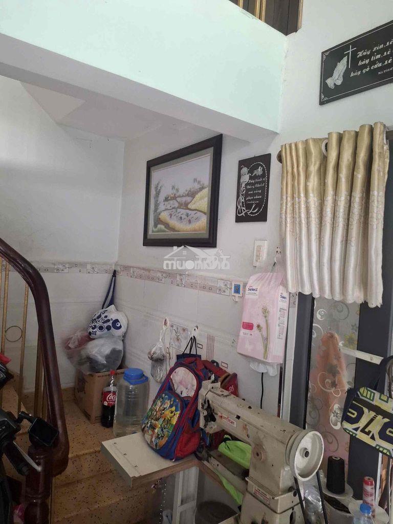 Bán nhà  1 trệt 3 lầu,sát  mặt tiền đường hậu giang, - Ảnh 3