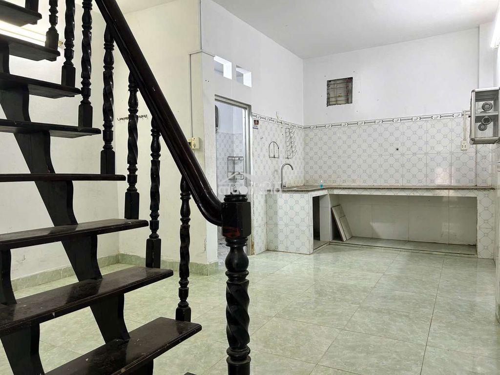 Nhà đường mã lò [4x12, 1lầu, 2pn, 1toilet] 7tr/tháng - Ảnh 4
