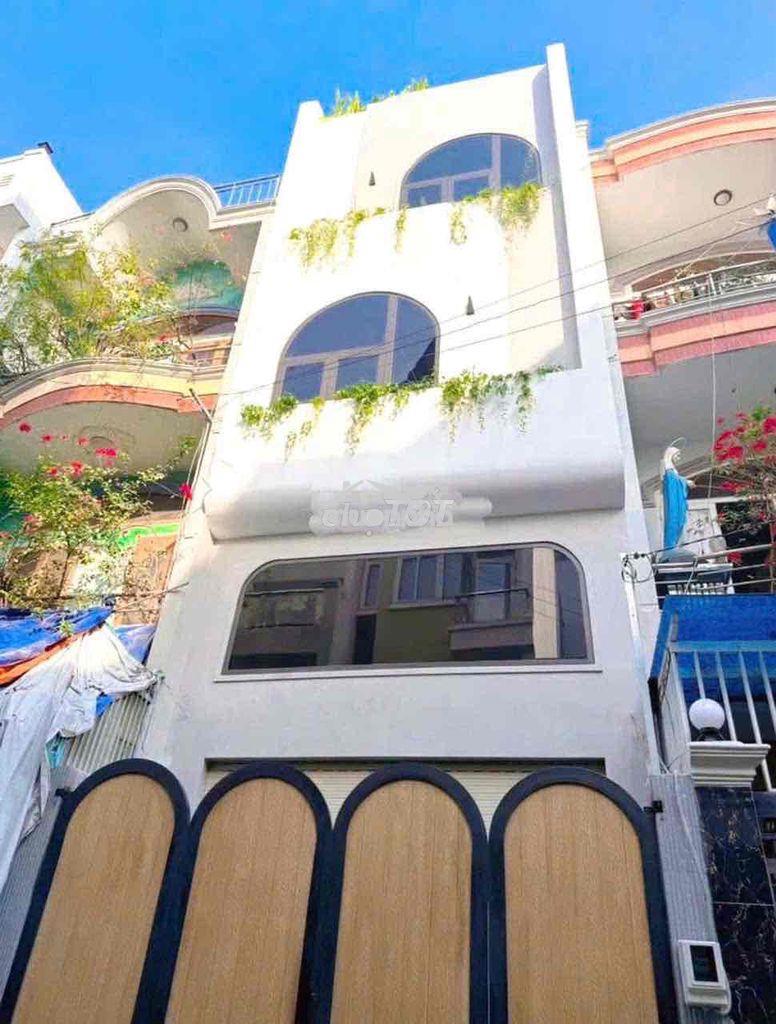Tin thật hình thật , ngay sát aeon mall tân phú , nhà mới , trống sẵn
