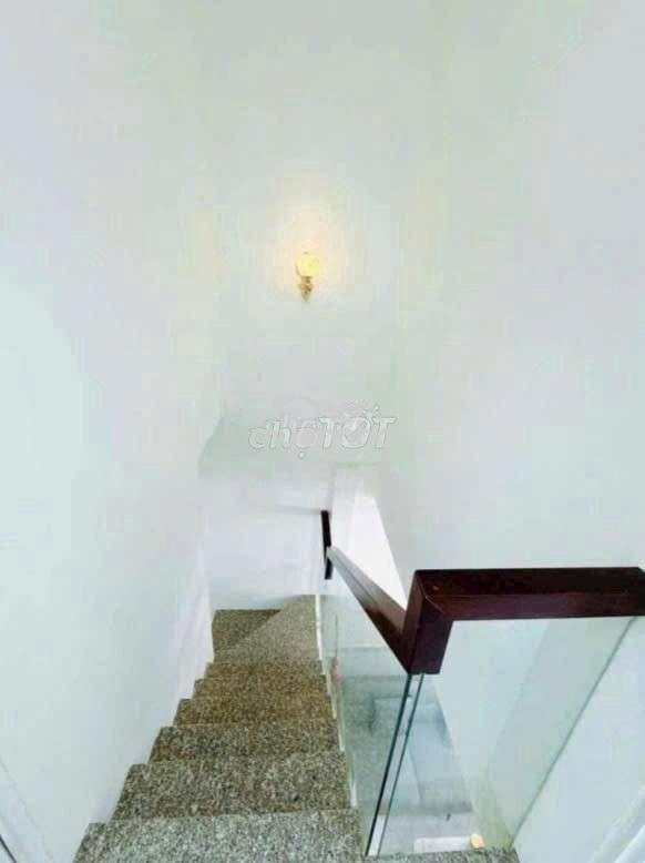 Chuyển chỗ ở , bán nhà đẹp 2t, 2pn + nội thất , 34m2 ,pháp lý rõ ràng  - Ảnh 3