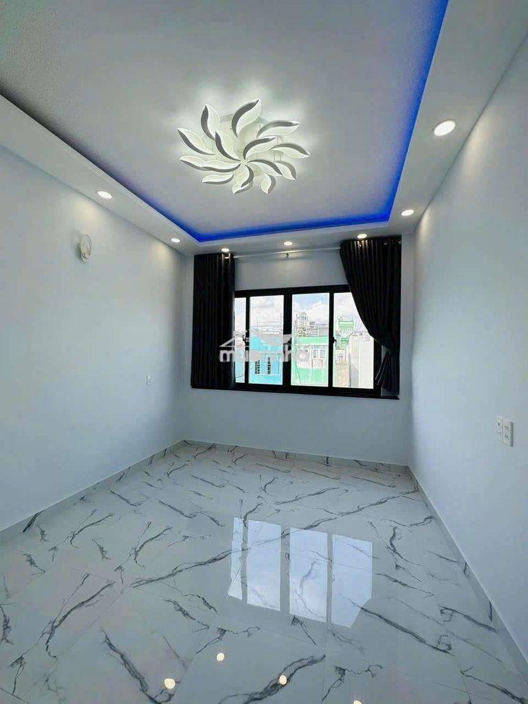 Nhà hẻm 4m đường hưng phú,p9q8,dt 3,5mx9m, đúc 3 lầu,3 pn