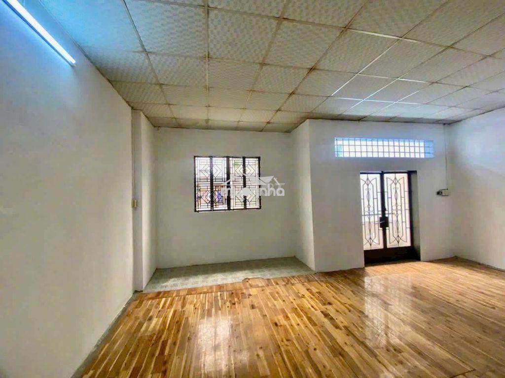 Giáp tân phú 300m2 tiện văn phòng công ty, chứa hàng, cắt may - Ảnh 3