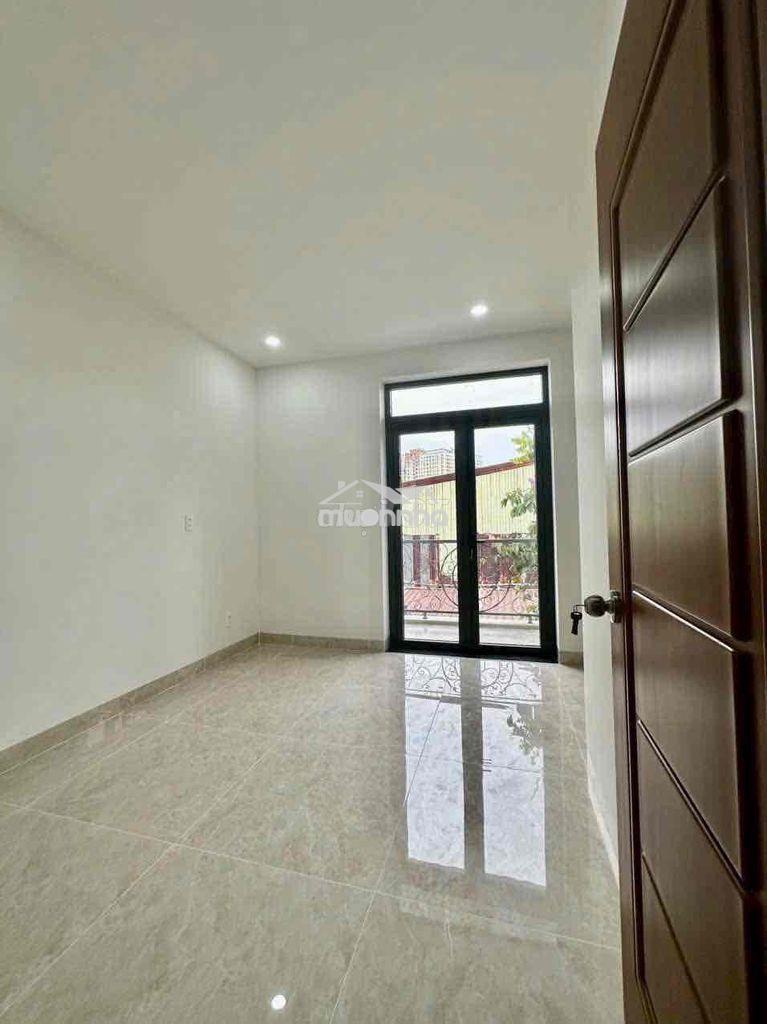 Cho thuê nhà mới xây trung mỹ tây q12 3lầu 5pn 5wc hem xe tải 13,5tr - Ảnh 3