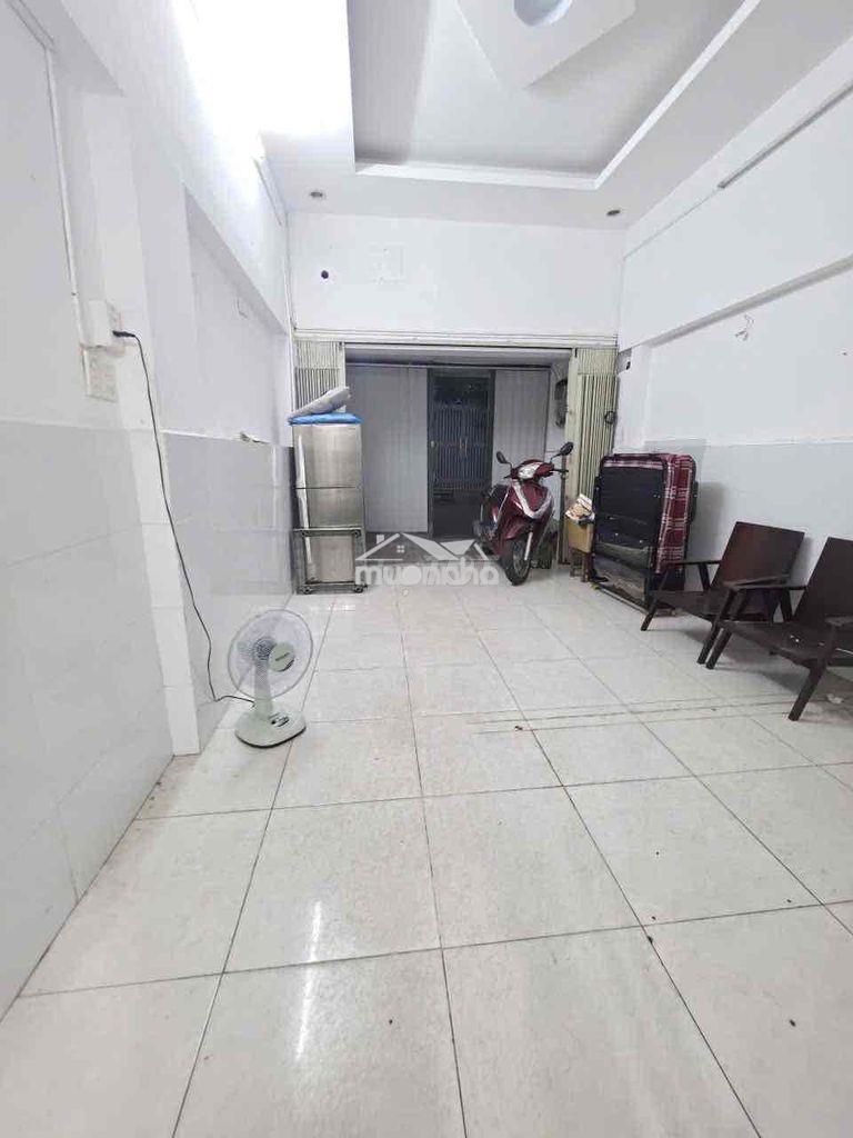 Nhà 4x10 lý chính thắng. hẻm xe hơi - Ảnh 2